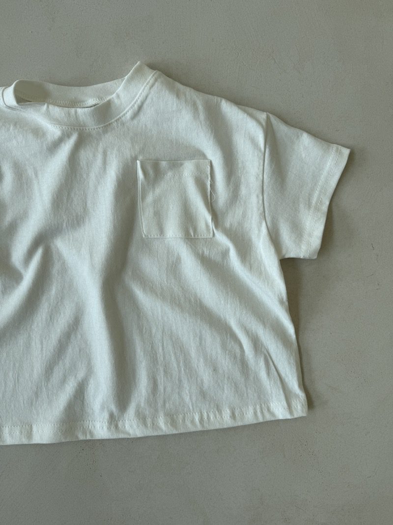 Roomy Fit Pocket Tee