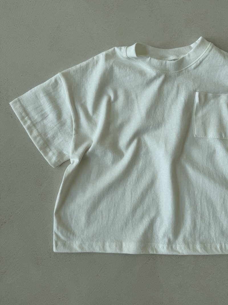 Roomy Fit Pocket Tee