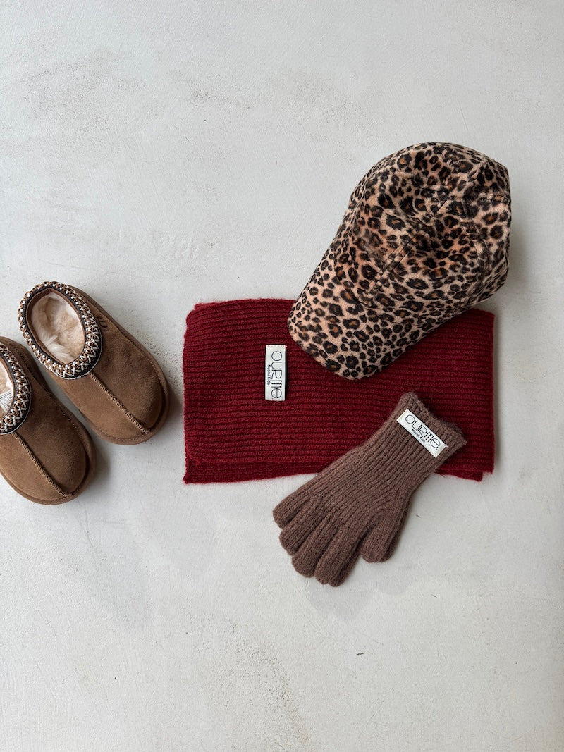 Leo Cap