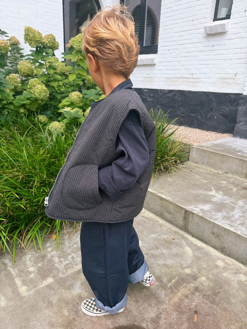 Vince Dark Jeans