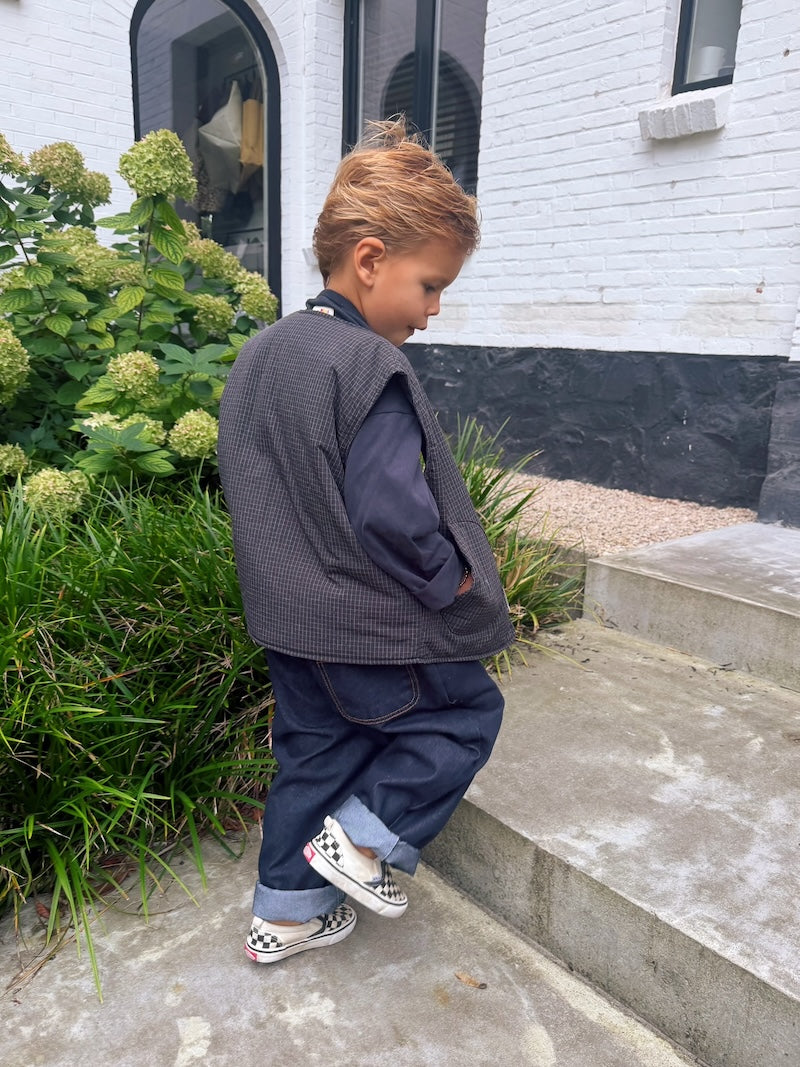 Vince Dark Jeans