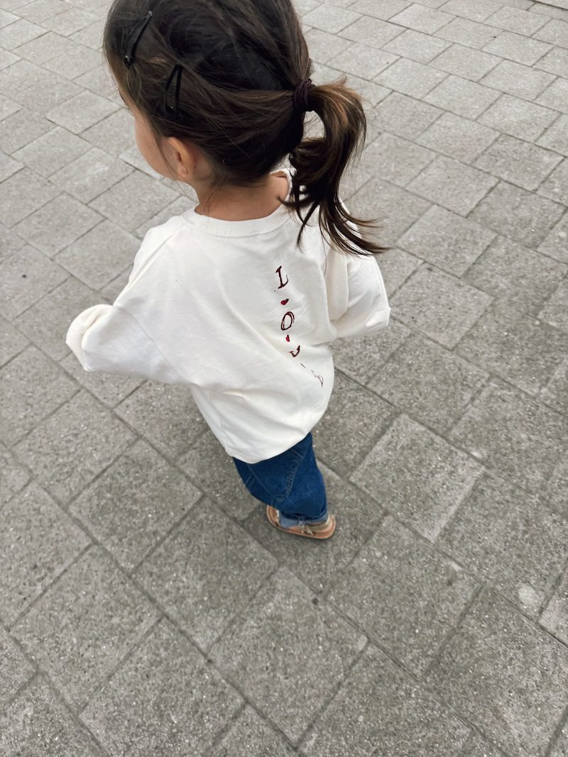 Love tee
