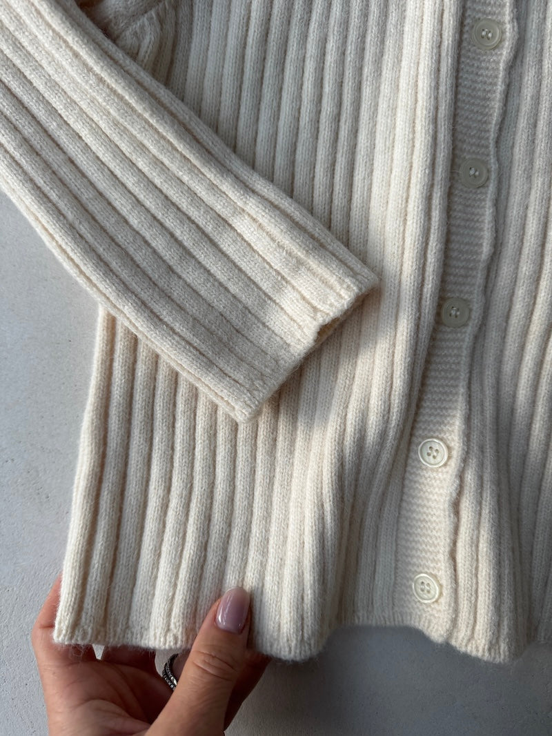 Chunky Knit Collar Cardigan