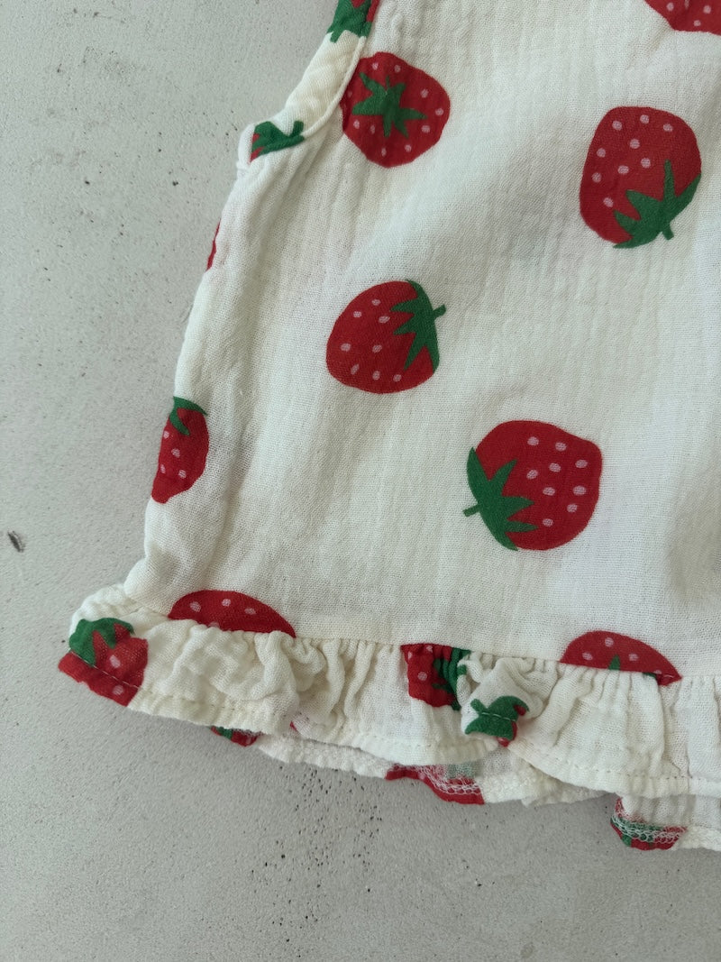 Strawberry Top