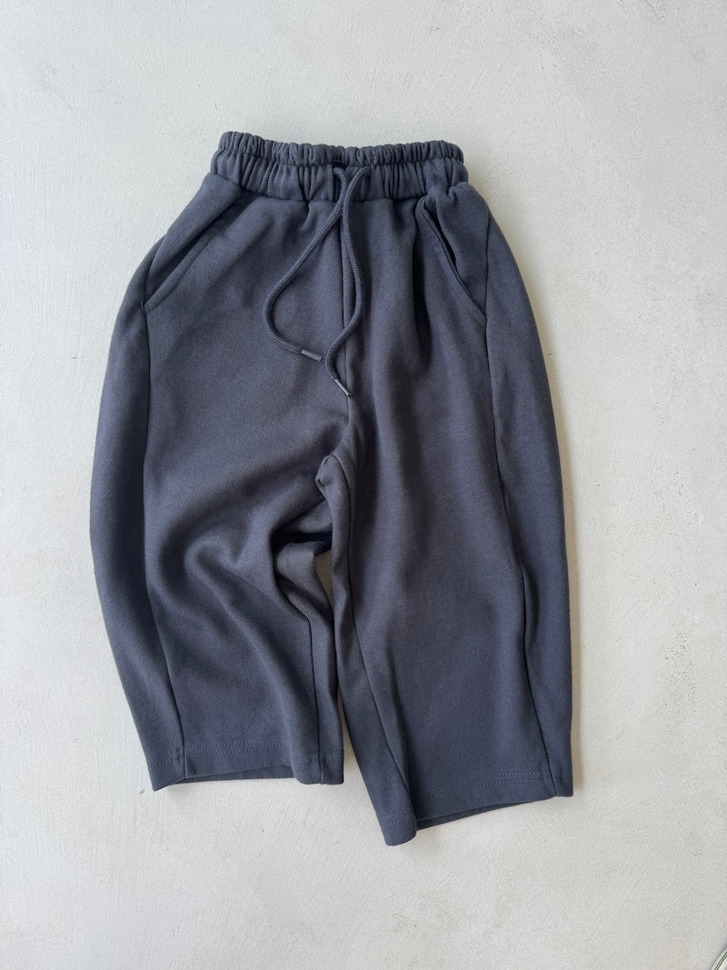 Curved Sweatpants Coal