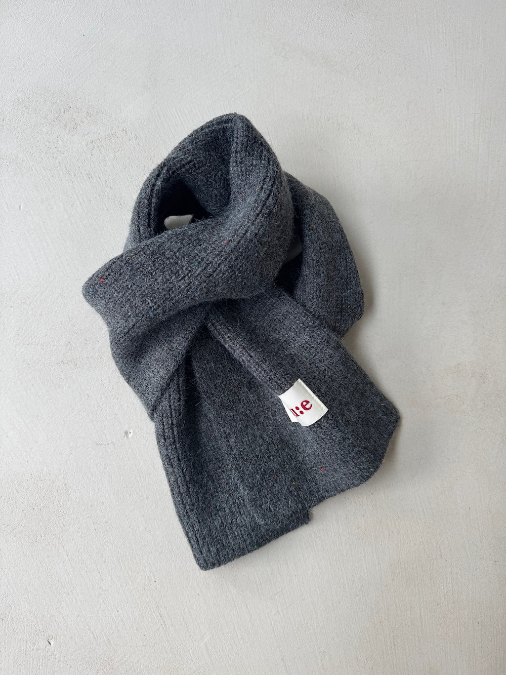 Oiu Scarf