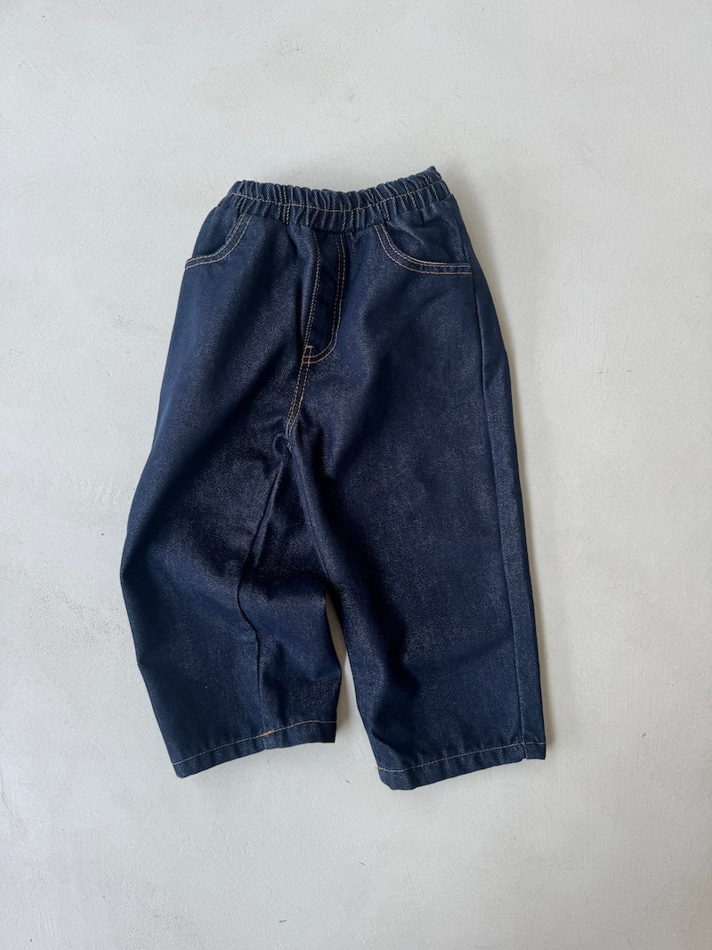 Vince Dark Jeans