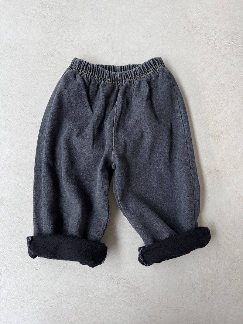 Relaxed Fleeced Jeans