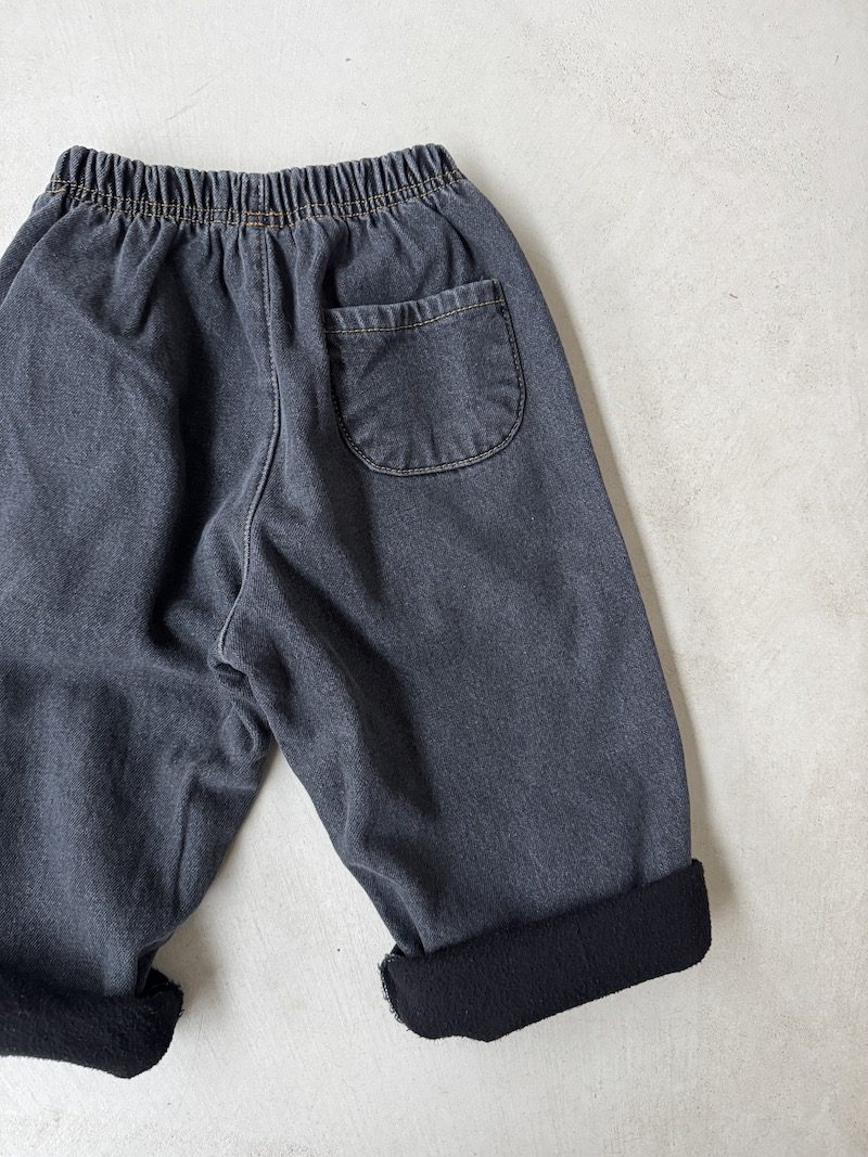 Relaxed Fleeced Jeans