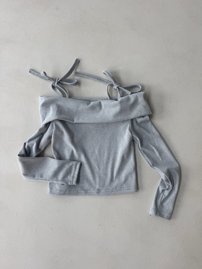 Bibsy Off-Shoulder Top