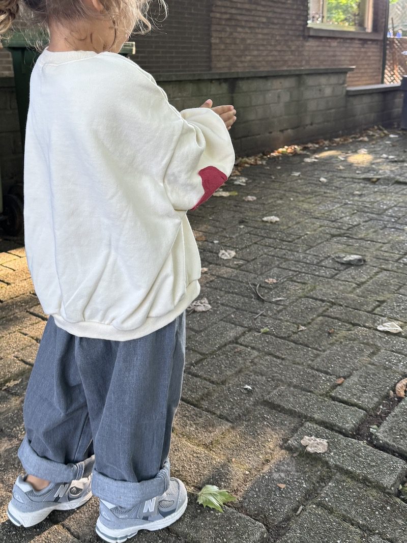 Loose leg Grey Jeans