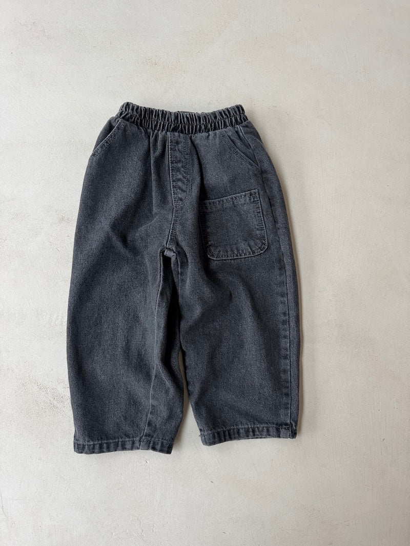 Black Pocket Jeans