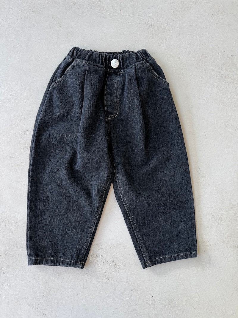 Black Scratched Baggy Jeans