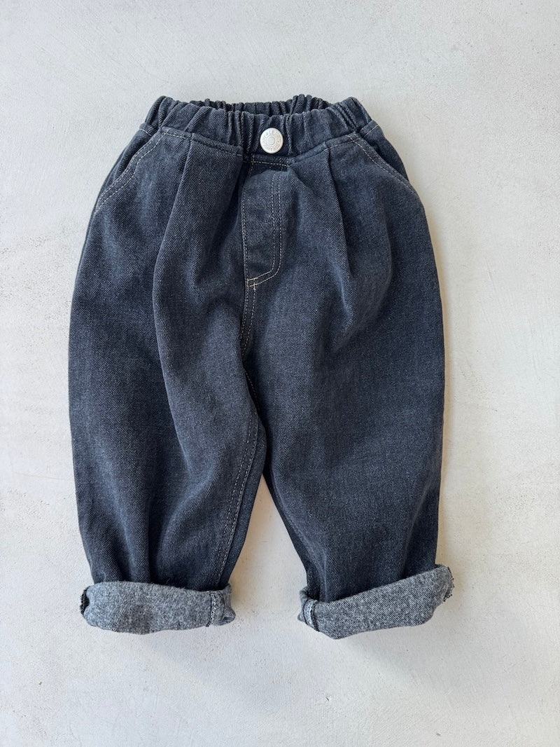 Black Scratched Baggy Jeans