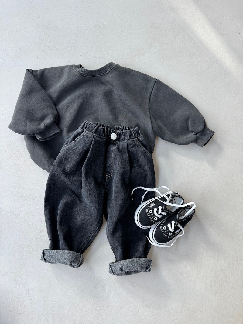 Black Scratched Baggy Jeans