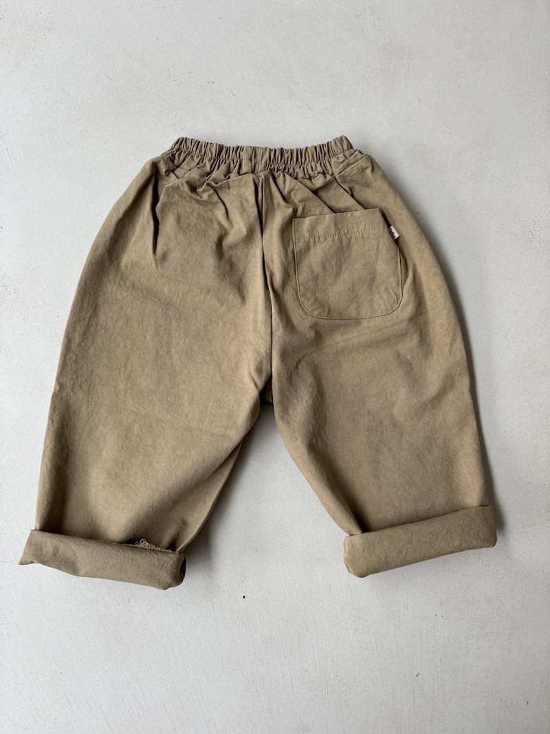 Beige pocket pants