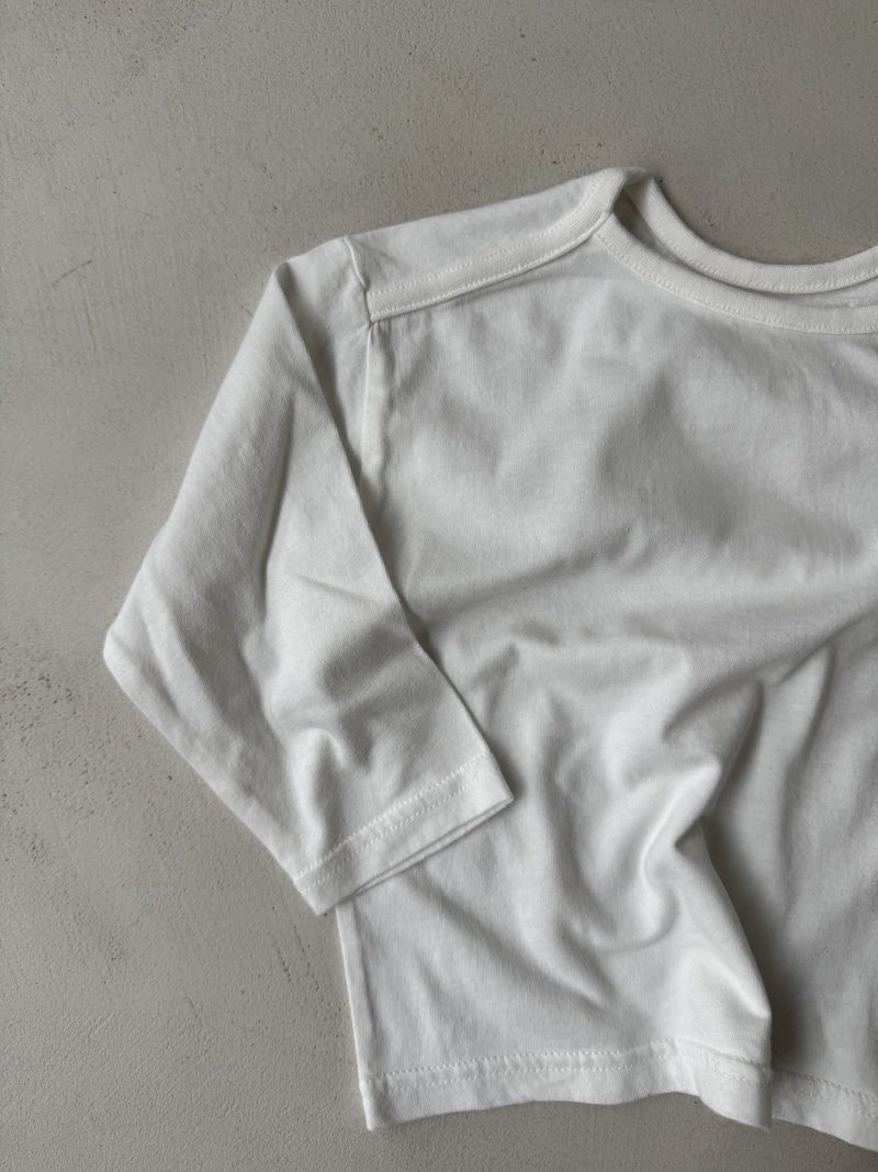 Base round neck tee
