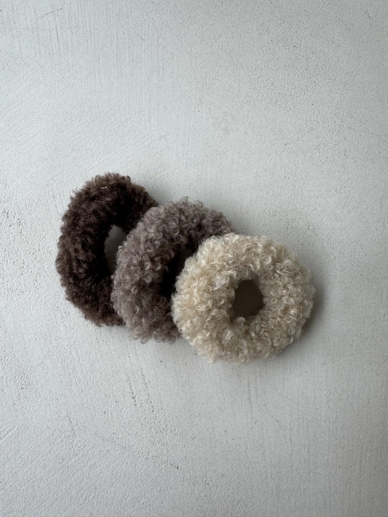 Boucle scrunchy set