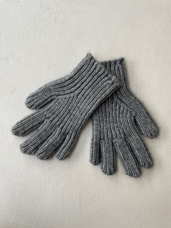 Knitted Gloves