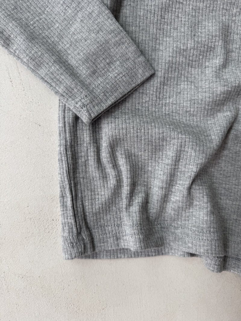 Base ribbed top